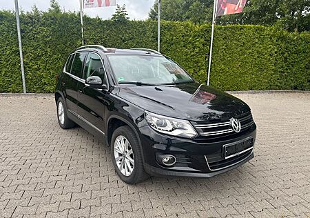 VW Tiguan Volkswagen Sport & Style 4Motion Navi Kamera Xenon