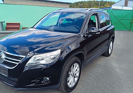 VW Tiguan Volkswagen 2.0 TDI 4MOTION Sport & Style Sport &...