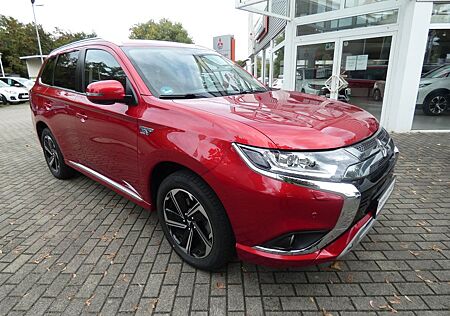 Mitsubishi Outlander PHEV 2.4 BASIS Spirit Navi/DAB/Sitzh.