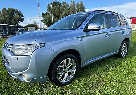 Mitsubishi Outlander PHEV Top 4WD