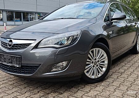 Opel Astra J Sports Tourer Innovation