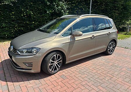 VW Golf Sportsvan Volkswagen 1.4 TSI Highline BMT Highline