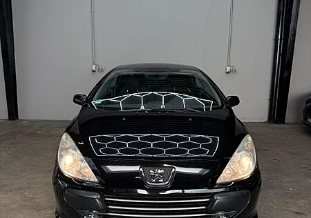 Peugeot 307 CC/Cabrio/1.6/TÜV 07/26 LPG