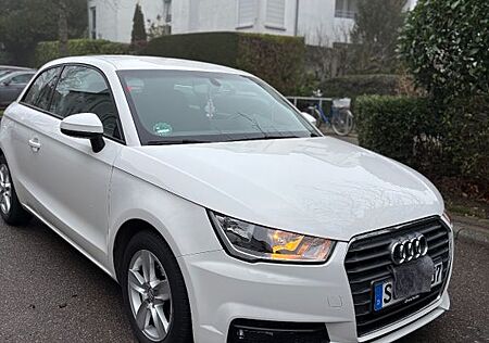 Audi A1 1.0 TFSI ultra S tronic -
