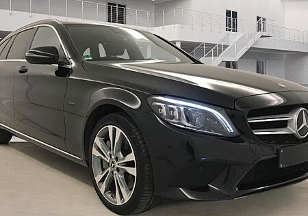 Mercedes-Benz C 300 C300Tde*Pano*Kamera*Virtual*FahrAss*MBeam*Leder