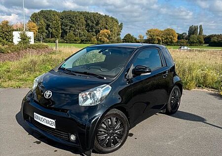 Toyota iQ + *KEYLESS*