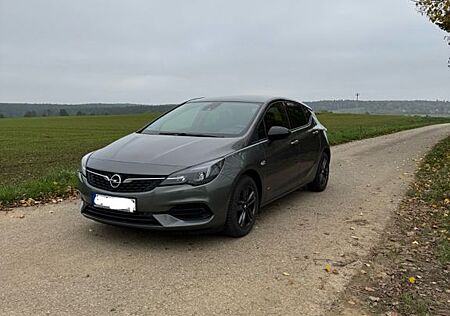 Opel Astra 1.2 Direct Inj Turbo 96kW Design & Tec...