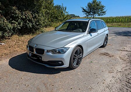 BMW 320d Touring Sport Line, H&K Sound, Panorama etc