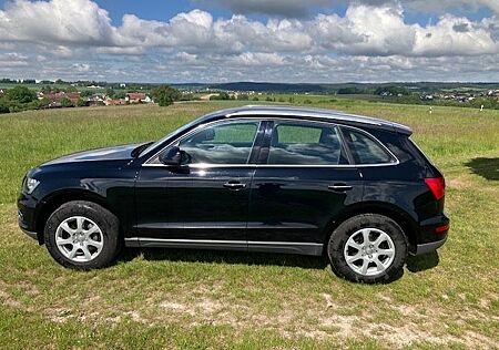 Audi Q5 2.0 TDI S tronic quattro -