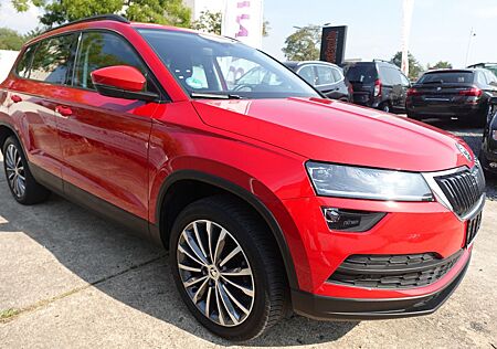 Skoda Karoq Style 1 Hand+AUTOMATIK+ELE SITZE+SITZHEIZU