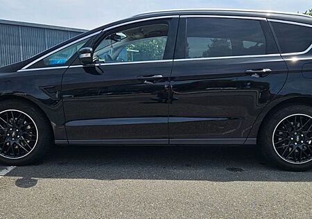 Ford S-Max 2,0 TDCi 132kW Titanium