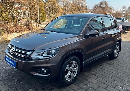 VW Tiguan Volkswagen Sport & Style BMT*TÜV/AU NEU*
