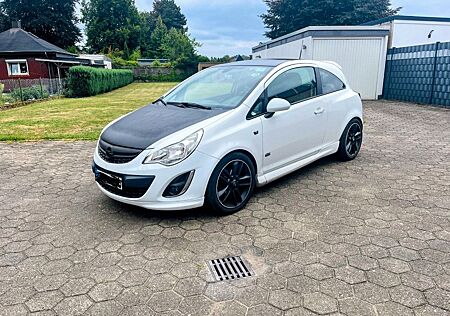 Opel Corsa 1.4 Color Edition Color Edition OPC Line