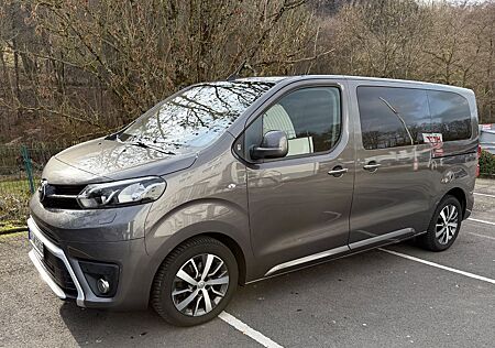Toyota Pro Ace Proace Verso D Team 177 PS Atm L1 Navi AHK 8Si
