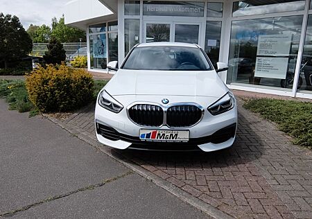 BMW 118 iA Advantage LED Navi SH PDC DAB