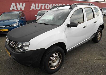 Dacia Duster I Ice 4x2 aus 1 Hand Heck eingedellt