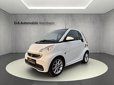 Smart ForTwo  coupe°Navi°Klima°Sitzheizung°Panorama°