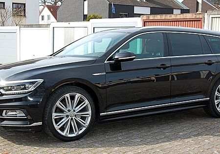 VW Passat Variant Volkswagen 2.0 TSI 4MOTION Highline R line