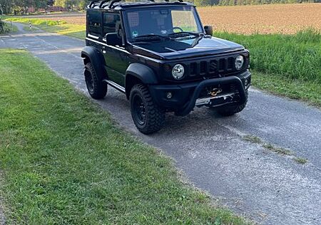 Suzuki Jimny 1.5 ALLGRIP Comfort+ ////horn tools