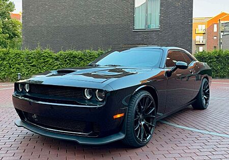 Dodge Challenger 5.7/ Hemi / R/T / 274 KW / LED