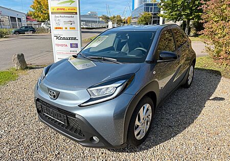 Toyota Aygo (X) 1.0-l-VVT-i Play / Komfort / Design