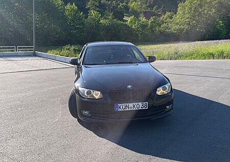 BMW 325d Coupé -