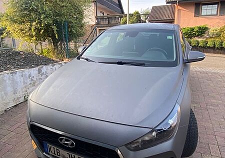 Hyundai i30 1.4 T-GDI Fastback