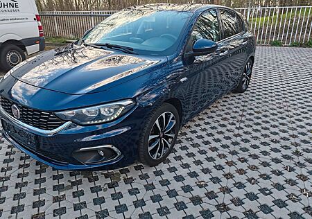 Fiat Tipo 1.4 T-Jet MIRROR MIRROR