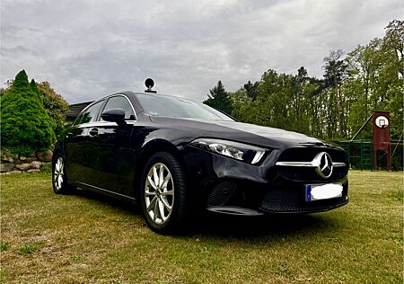 Mercedes-Benz A 180 -