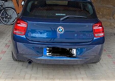 BMW 118i Sport Line Sport Line Automatik