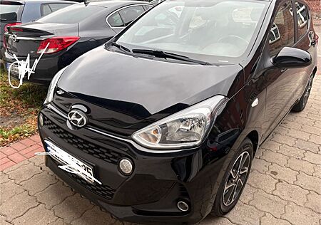 Hyundai i10 gebraucht kaufen Hyundai i10 1.0 Select Select