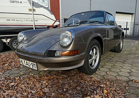 Porsche 911 Urmodell 911 2.2 S Targa