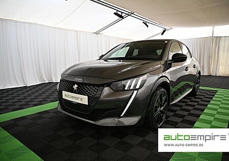 Peugeot 208 1.2 PT EAT8 100 GT LED/NAVI/PANO/PARK-ASS/17