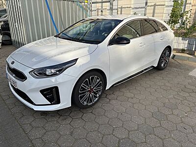 Kia ProCeed 1.6 CRDi Hybrid/AHK/Soundsystem/Navi