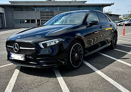 Mercedes-Benz A 250 e DCT - Panorama/AMG Paket/Soundsystem