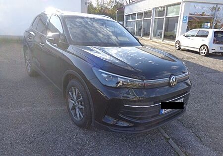 VW Tiguan Volkswagen 1.5 eTSI 110 kW Life, DSG,RFK,LED,...