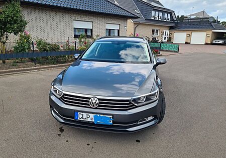 VW Passat Variant Volkswagen 1.6 TDI DSG BMT Comfortline V...