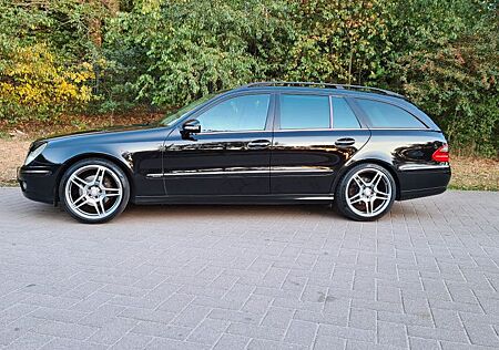 Mercedes-Benz E 320 CDI T Elegance Vollausstattung Ahk Facelif