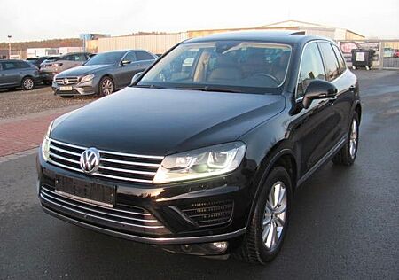 VW Touareg Volkswagen 3.0 V6 TDI Terrain Tech
