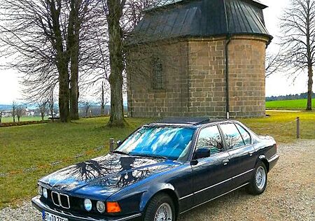 BMW 730i Gesamtzustand 2+