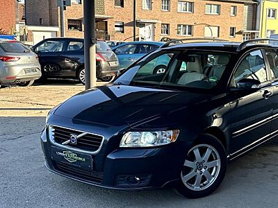 Volvo V50 Kombi 2.0D*Automatik*Bi-Xenon*Leder*Navi*Shz