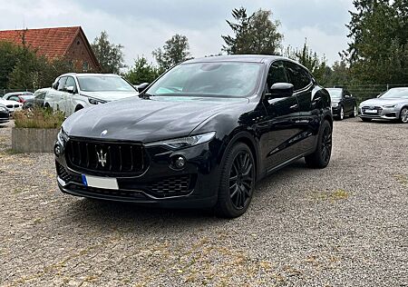 Maserati Levante 3.0/V6 d+XENON+NAVI+KAMERA+LEDER+