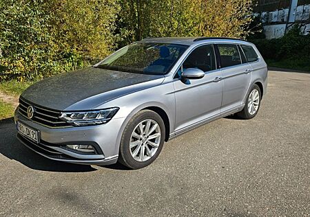 VW Passat Variant Volkswagen 1.5 TSI OPF DSG Business Vari...