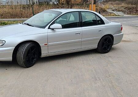 Opel Omega B 2,5 V6