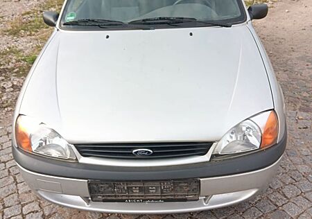 Ford Fiesta 1,3 44kW Futura Futura