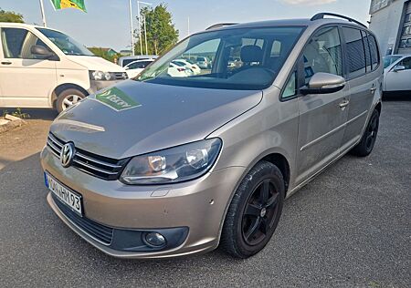 VW Touran Volkswagen 1.6 TDI DSG Navi Parksystem Sitzheizung