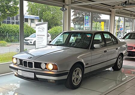 BMW 525 525tds TÜV/Rarität/Automatik/Leder/Pano