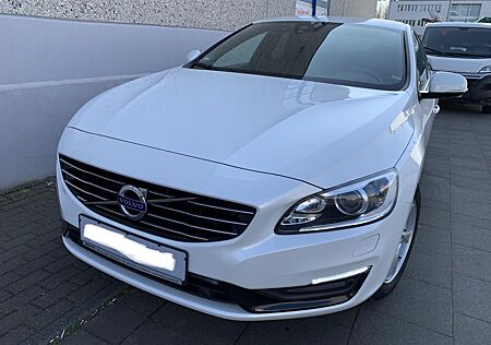 Volvo S60 D2 Geartronic Momentum Momentum