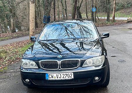 BMW 750i A -