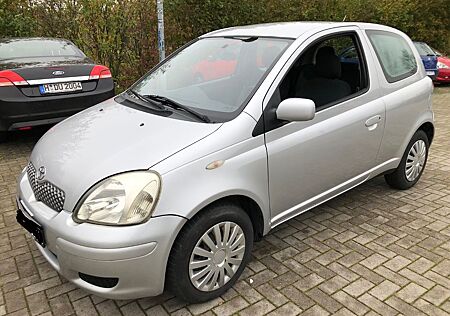 Toyota Yaris 1.3 linea sol